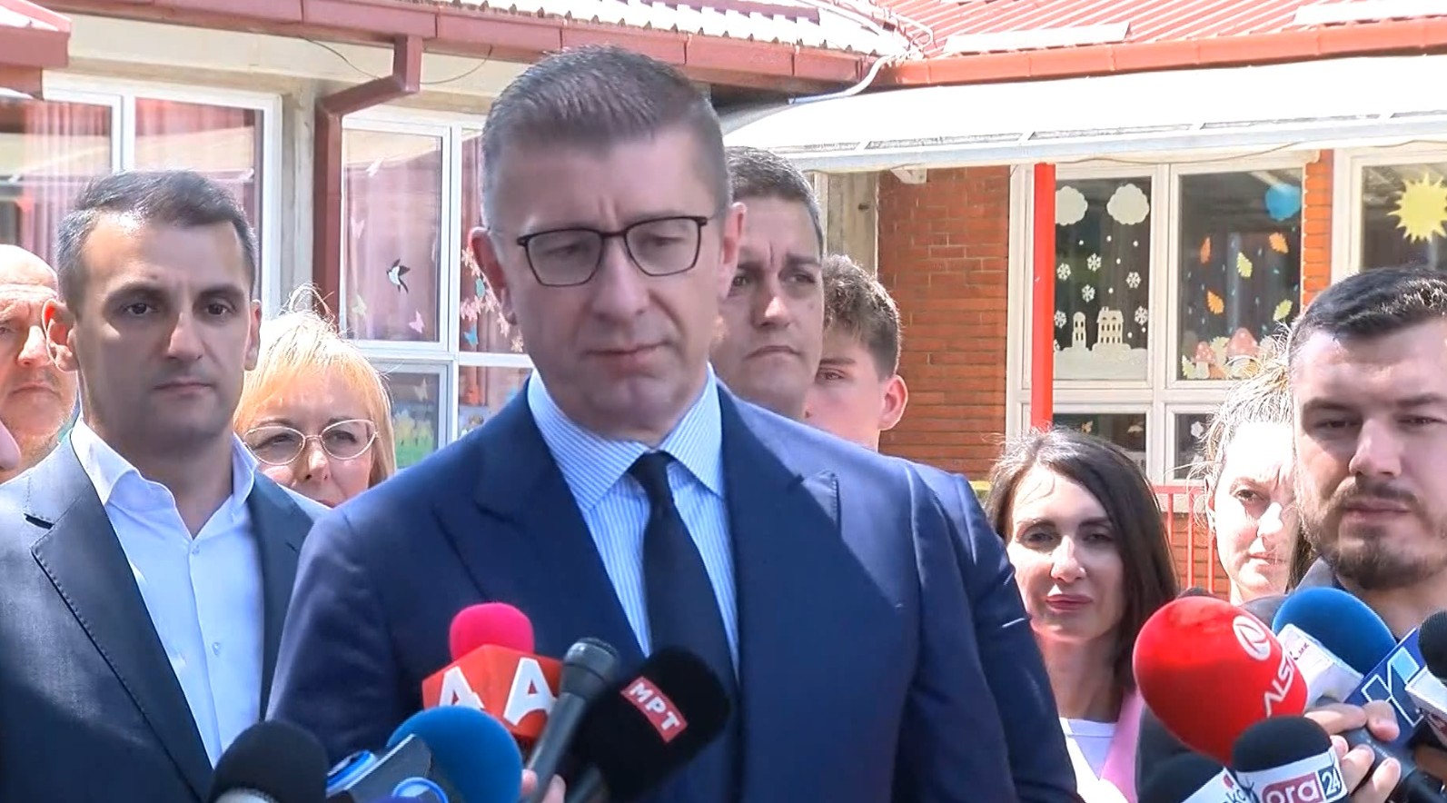 Мицкоски: Следната недела очекувам големо намалување на цените на бензините