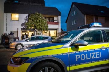 ЖЕНА КИДНАПИРАНА ВО СУПЕРМАРКЕТ: Заложничка драма во Берлин