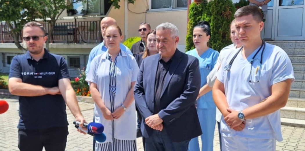 „Вкупната бројка на заболени е околу 4.000“: Клековски вели се намалување бројот на лица од Гостивар што се јавуваат за лекарска помош
