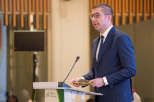 Мицкоски: Нашата визија е јасна – да изградиме држава во која успехот нема да зависи од привилегии, туку од знаење