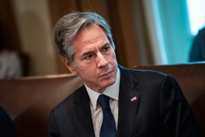 Блинкен предупредува: САД го губат глобалното влијание, а Кина ја презема довербата во светот