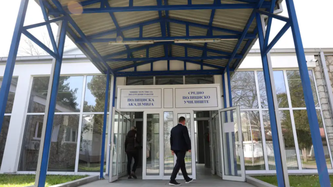 ПО 26 ГОДИНИ ОТВОРЕН Е КОНКУРС ЗА УПИС НА УЧЕНИЦИ ВО НОВОТО СРЕДНО ПОЛИЦИСКО УЧИЛИШТЕ „7 МАЈ“