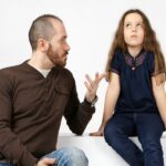 Детски терапевт предупредува: 10 работи што ги правите, а кои несвесно му го уништуваат емоционалното здравје на вашето дете