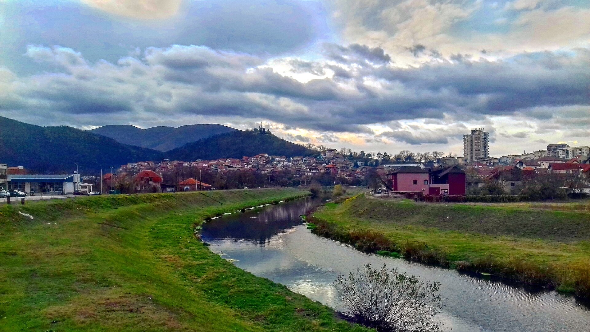 Ова се три најевтини места во Србија за купување недвижен имот - квадрат чини помалку од 1.000 евра