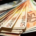 Што ако работникот ја добива целата бруто-плата на сметка?