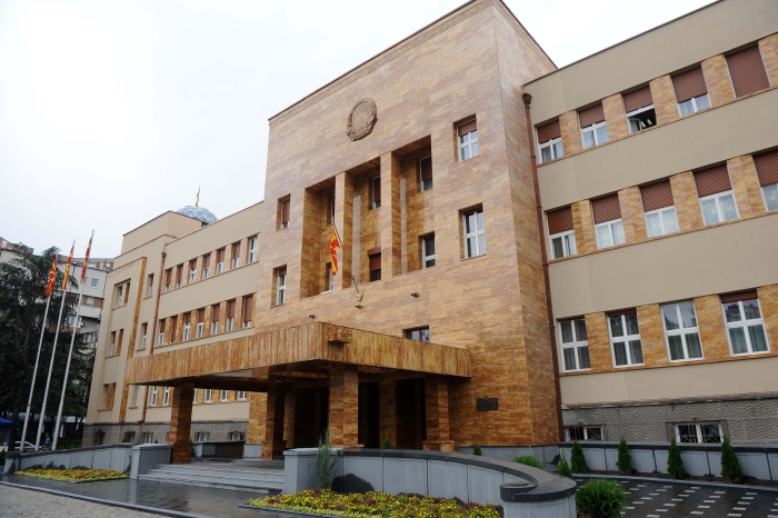 Реконструкција на Владата во Собранието: разрешени министрите Филков, Стоиљковиќ, Алиу, Перински, Љутков, Лимани и Салиу