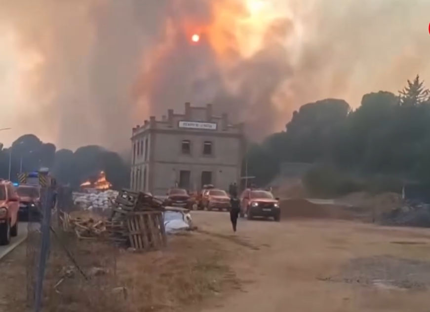 (ВИДЕО) Најмалку 19.000 луѓе се евакуирани поради најголемиот пожар во историјата на Мадрид
