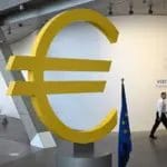 ЕЦБ: Растот на платите во еврозоната ќе се забрза до следната година