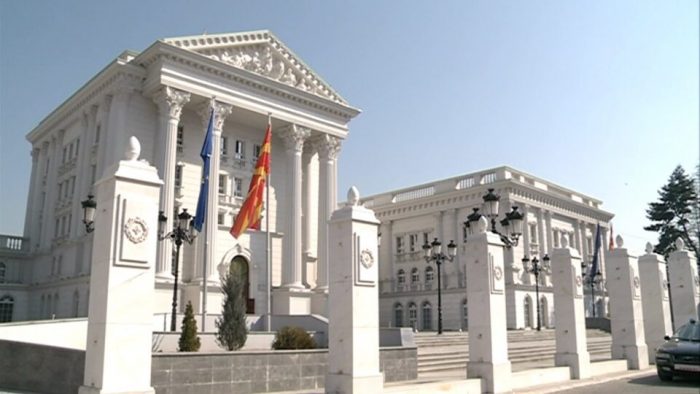 Владата прогласи кризна состојба на целата територија поради опасност од пожари