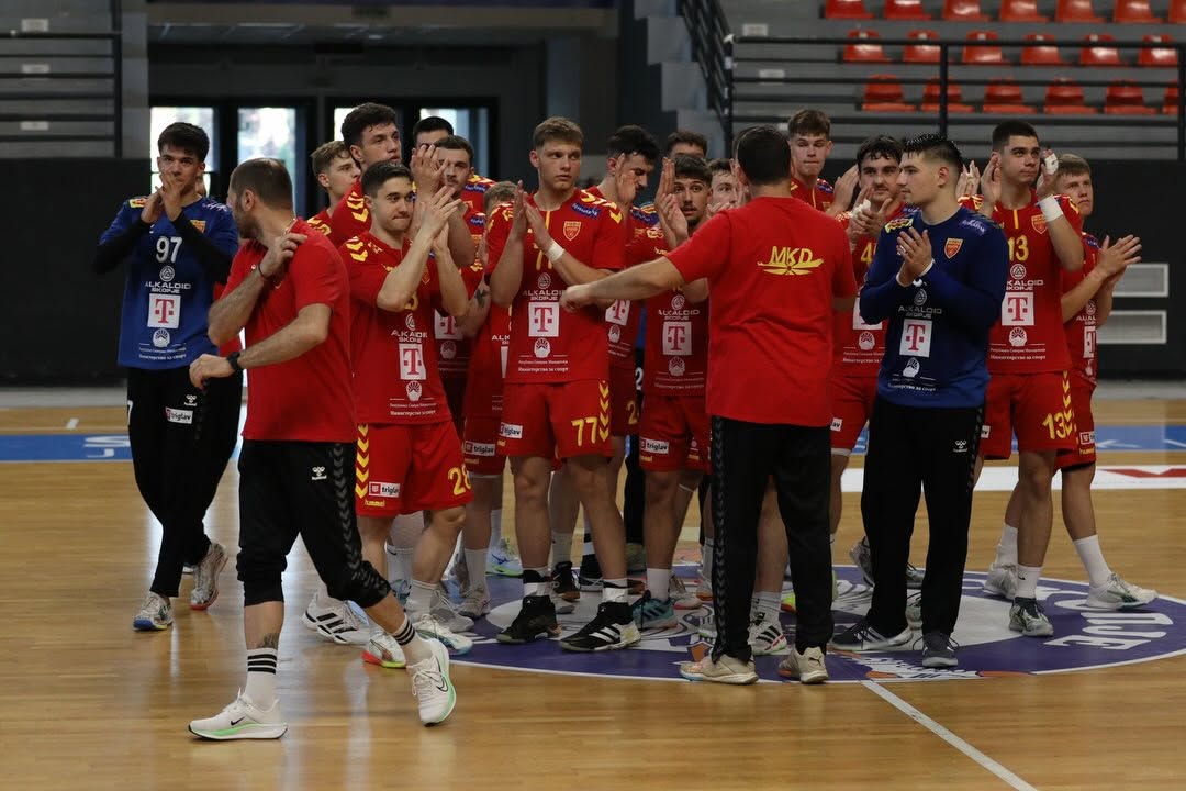 ВО ЖИВО  Македонија – Данска