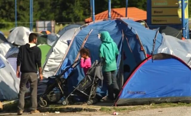 Двајца мигранти нападнале гевгеличанец и му го украле мобилниот