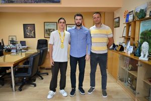 Златниот медалист од светската Младинска карате лига Марко Џорлев имаше прием кај градоначалникот Јорданов