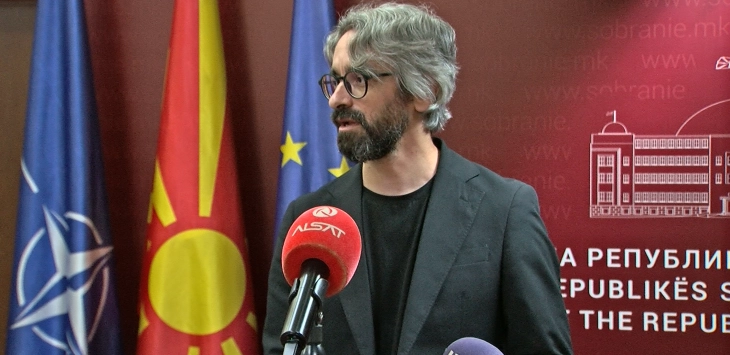 Апасиев: Поднесовме 3 500 амандмани за Изборниот законик, двете најголеми партии прават заговор за Левица да остане без државно финансирање