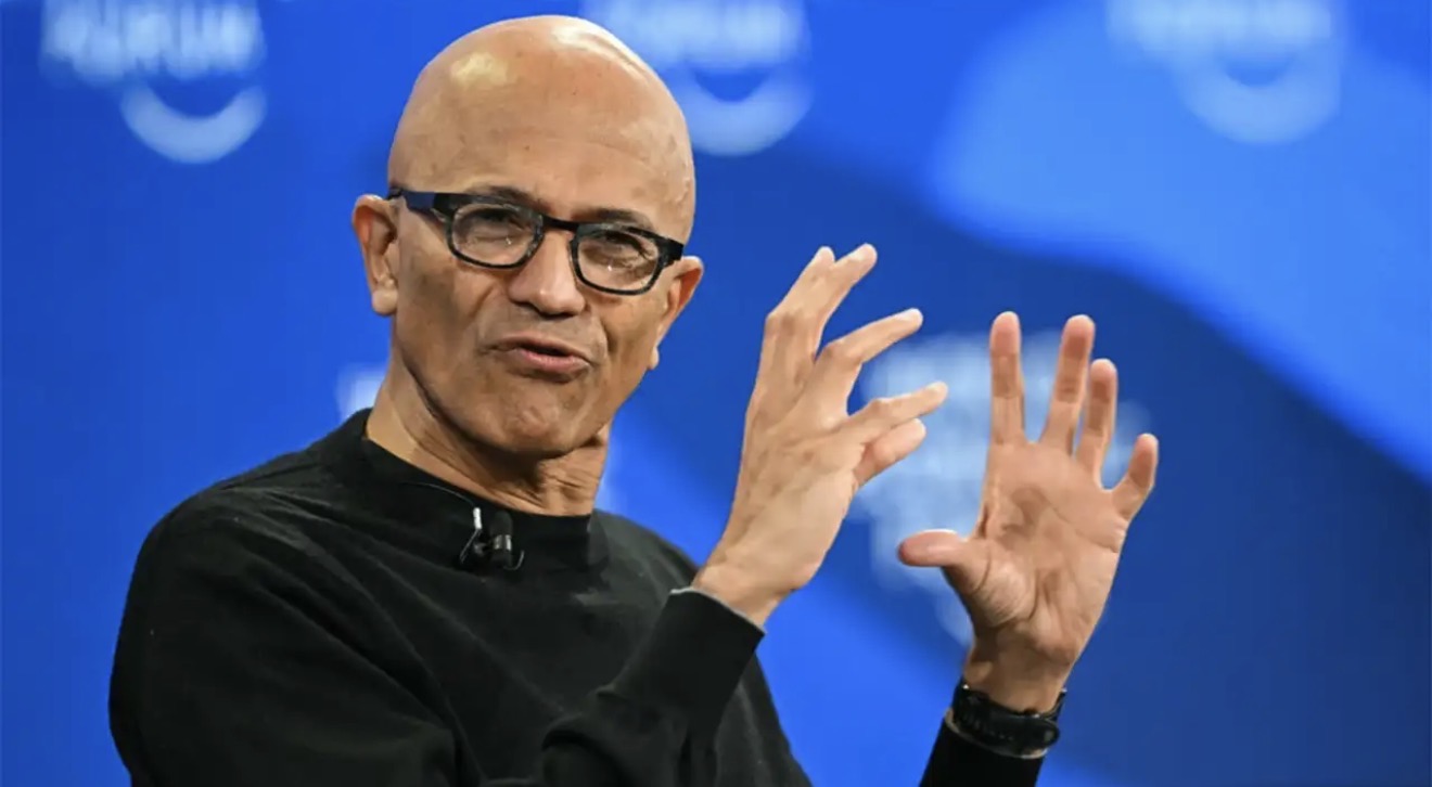 Microsoft подготвува AI „супер апликација“