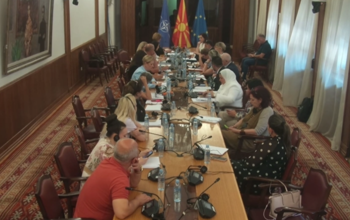 Пакетот закони за високо образование прифатени од матичната собраниска комисија, одат на натамошно читање