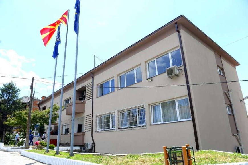 СДСМ: Тошковски да одговори како лице приведено за трговија со дрога избегало од Полициската станица во Кочани