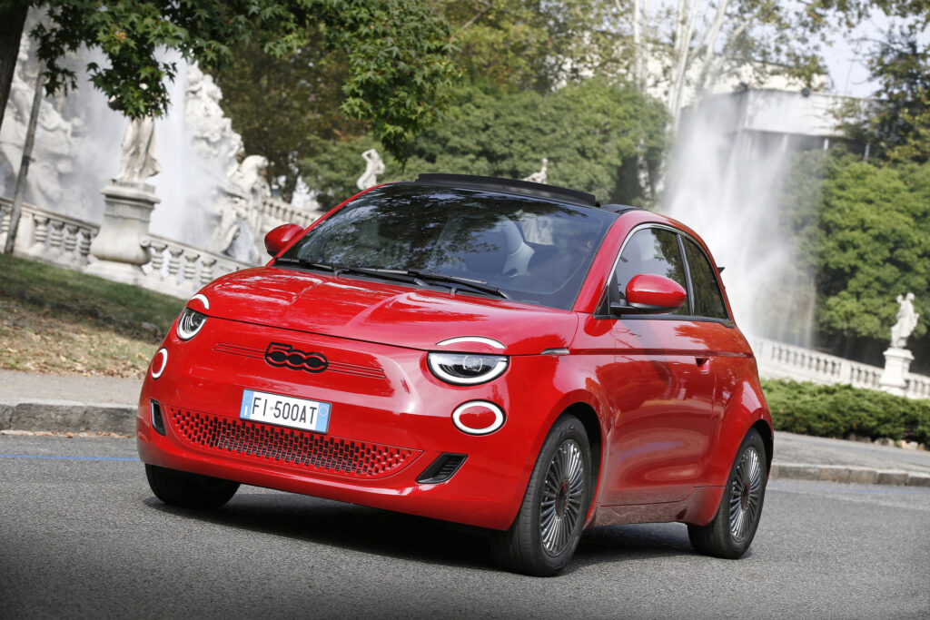 Fiat во Австралија продаде само 13 автомобили за еден месец – запрен увозот на патнички модели