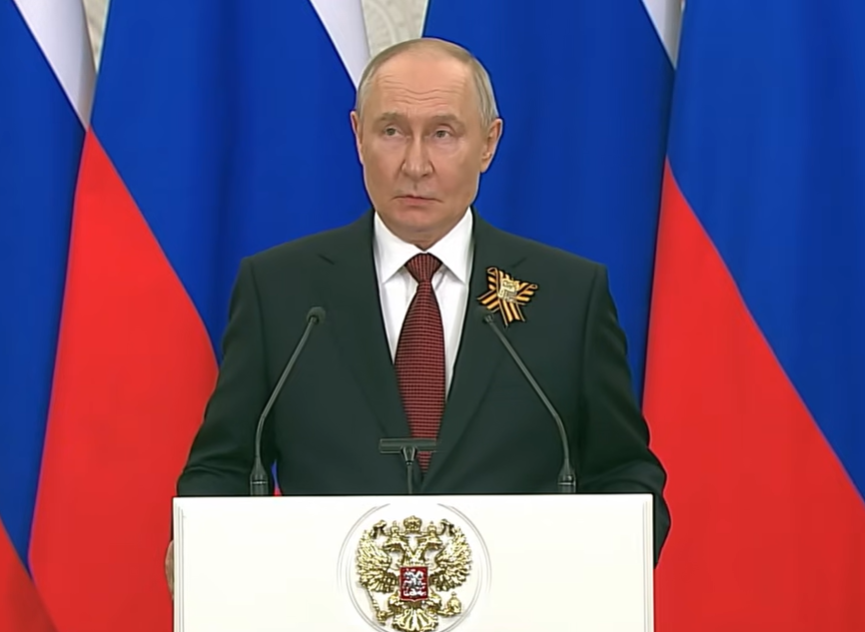 Путин под најголем притисок досега, најверојатно изолиран во бункер