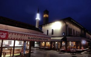 Пукање среде Башчаршија, полицијата блокираше сè