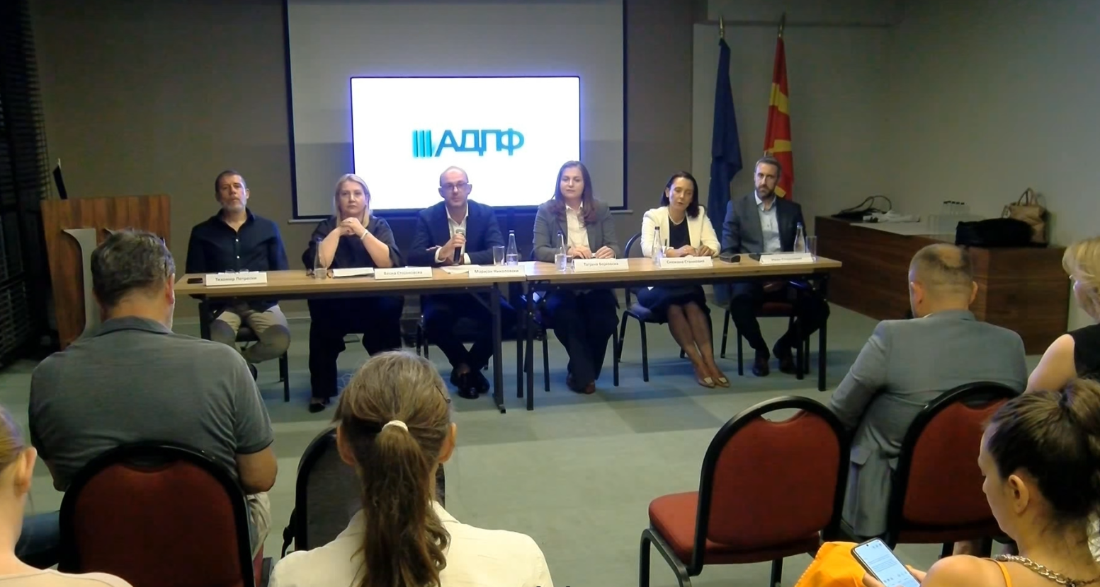Повисока пензија со воведување мултифондови, а не со национализација на приватните пензиски друштва