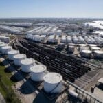 Америка остана без пристап до една четвртина од своите резерви на нафта