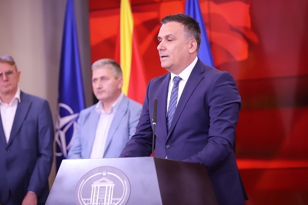 Обновата на А-интегрираната дозвола за „Титан Усје“ ќе биде транспарентна, порача Хоџа