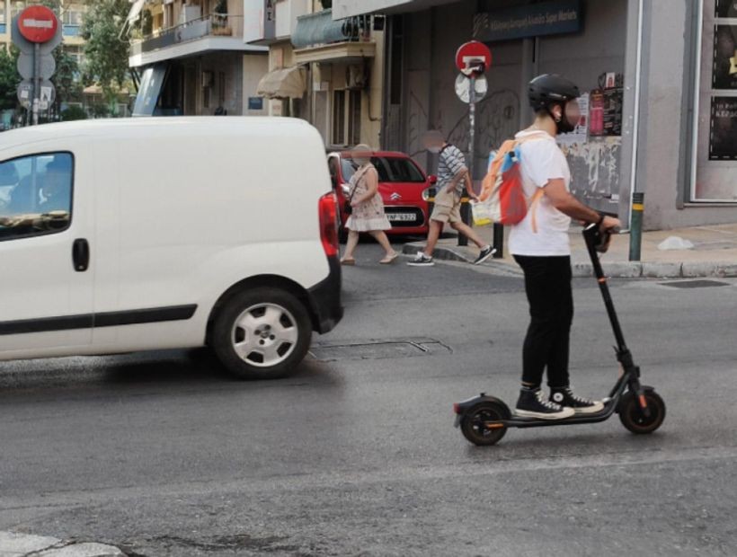 Хрватската полиција запленува електрични тротинети управувани од деца, следуваат казни за родителите