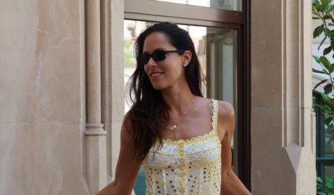 Ана Ивановиќ го запали интернетот со своето „Вимблдон издание“: Овој пат не е во бикини туку во тесен фустан
