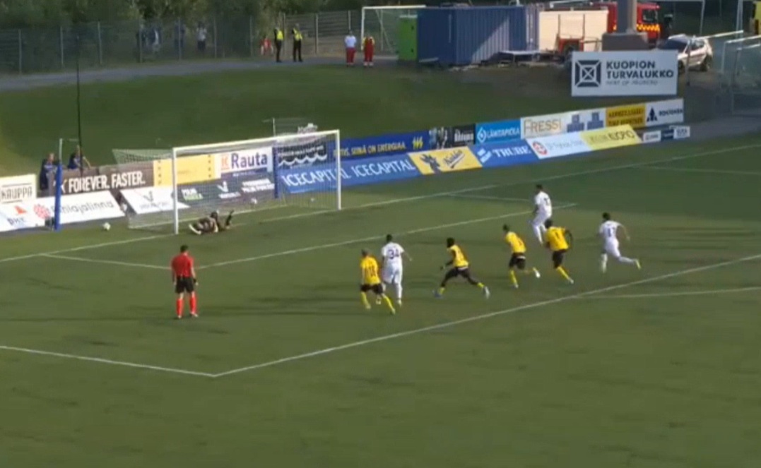 Вардар води со 2-0: Закариќ од пенал ја затресе мрежата на КуПС (ВИДЕО)