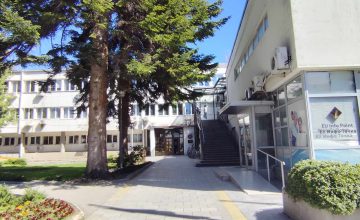 Општина Охрид со известување за отстранување на нелегално изградени гаражи