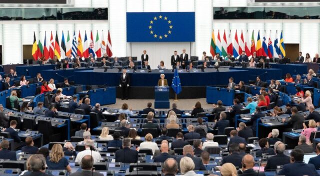 Европски парламент: Слободните и фер избори се клучот за излез на Србија од политичката криза
