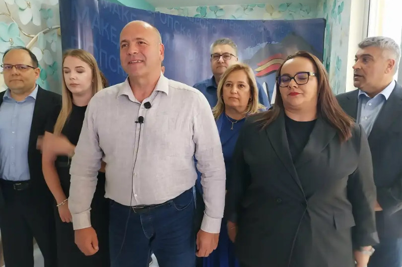Димитриевски: Заврши времето на политичари на јахти, дојде време за отчет пред граѓаните