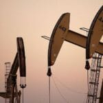 Цените на нафтата пораснаа поради ескалацијата на конфликтот меѓу САД и Иран