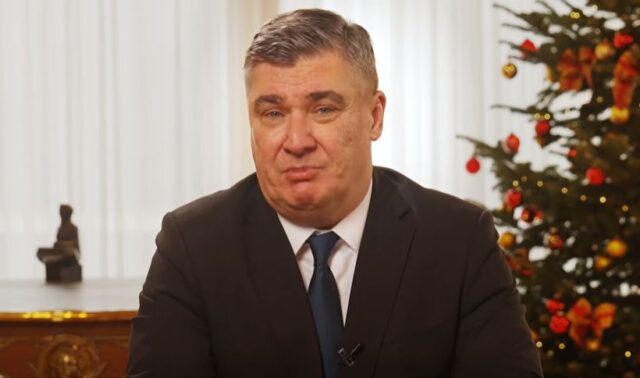 Милановиќ со саркастична порака до Србија: „Се надевам дека нема да купат носач на авиони на тркала“