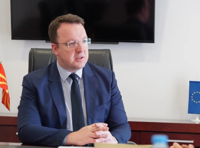 Николоски: Градски воз ќе има, ветивме од 1 септември и од 1 септември ќе оперира