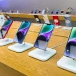 Пазарот на смартфони бележи пад, само „Samsung“ и „Apple“ растат