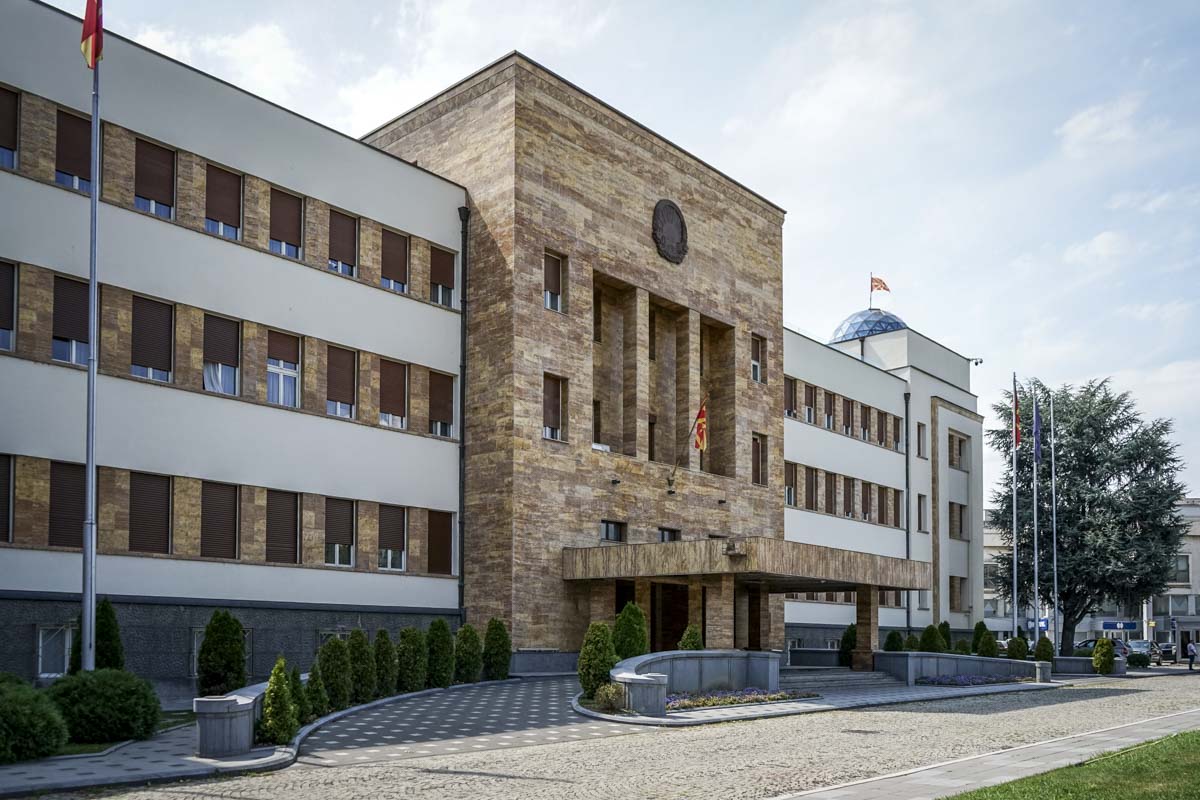 (ФОТО) Предлозите за разрешување и избор на нови членови на Владата се пристигнати во Собранието – седницата е закажана за 13 јули