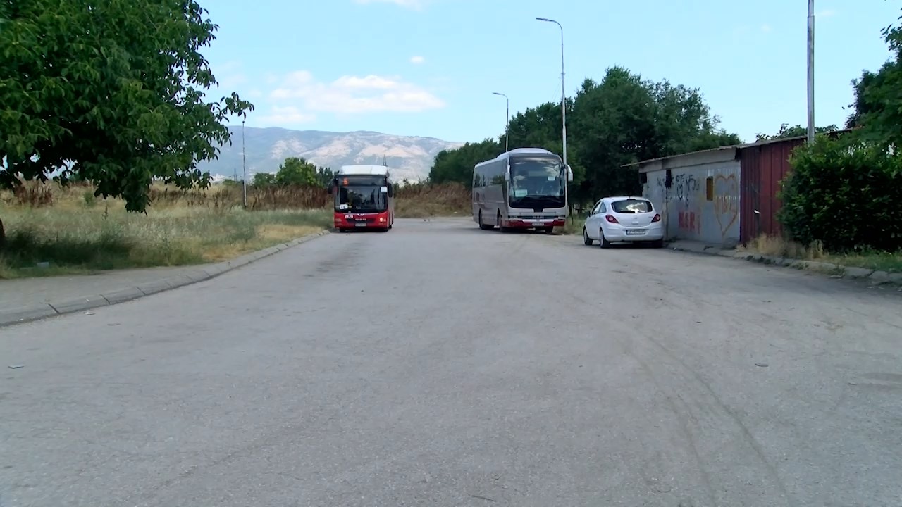 Научна фантастика е да тргнеш и да стигнеш со автобус во Скопје