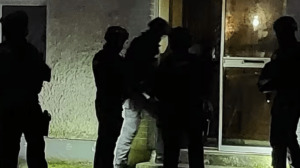 (ВИДЕО) Во Драч уапсени двајца членови на криминалната група „Беланоца“