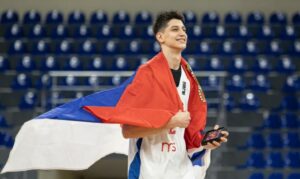 Лудилото на НЦАА: Српски тинејџер добива 6 милиони долари годишна плата