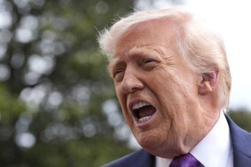 НОВА ЕСКАЛАЦИЈА СО ИРАН: Трамп најави можен ноќен напад, Техеран се закани со затворање на Ормускиот Теснец