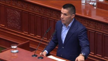 (ВИДЕО) Николовски: Додека регионот оди напред, Македонија останува заглавена во место