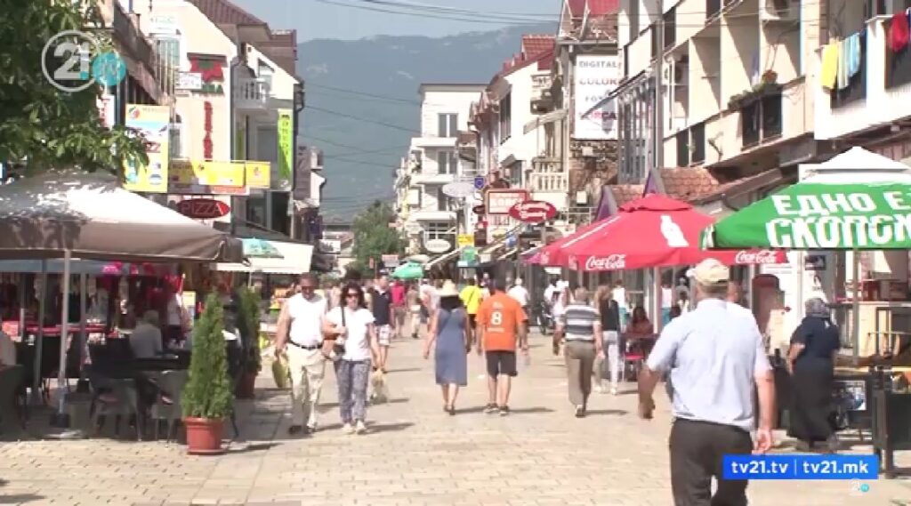 Струга го продолжува работното време на угостителските објекти за туристичката сезона и празниците