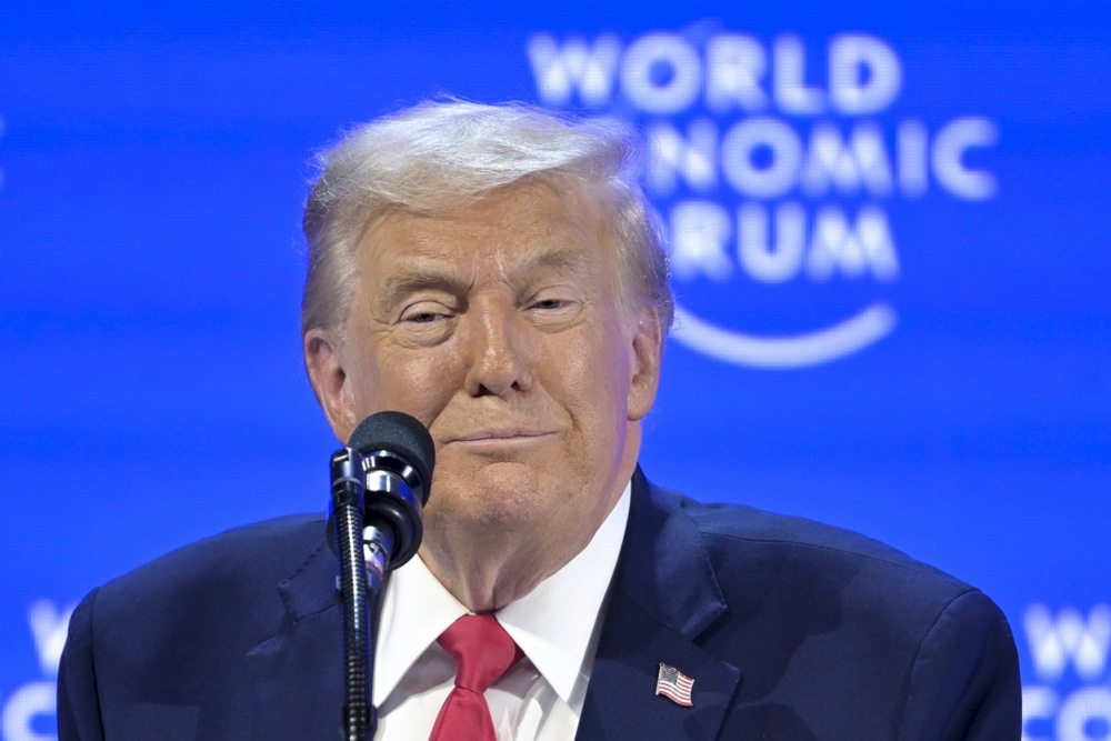 Трамп тврди дека Иран го прекршил договорот за само еден час: „Болни луѓе се“