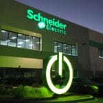 „Schneider Electric“ ќе купи фирма од САД за индустриска вештачка интелигенција за 3,1 милијарда долари