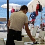 Строги мерки за работодавачите во Хрватска: Еден непријавен работник – 8.000 евра