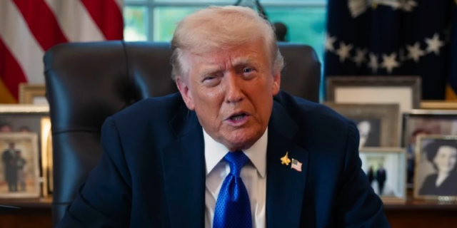 Трамп: Не смееме да ја препуштиме вештачката интелигенција на Кина