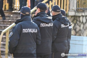 МВР бара нови полицајци, повик за упис во средно полициско