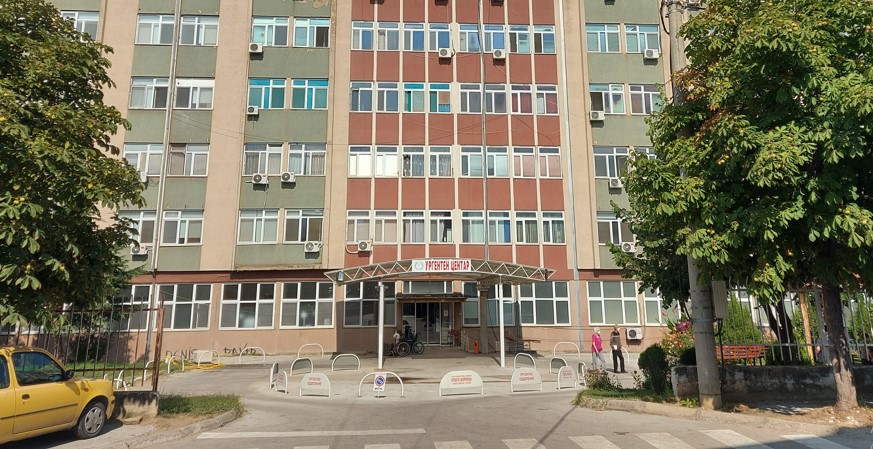 Пијан возел нерегистриран мотоцикл, излетал од патот, се повредил и завршил во прилепската болница