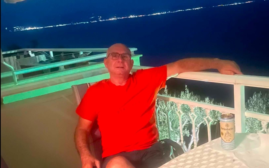 „Кој одговара кога човек ќе биде лишен од слобода врз основа на тврдења што подоцна се покажуваат како НЕТОЧНИ?“: Чавков се огласи од Халкидики